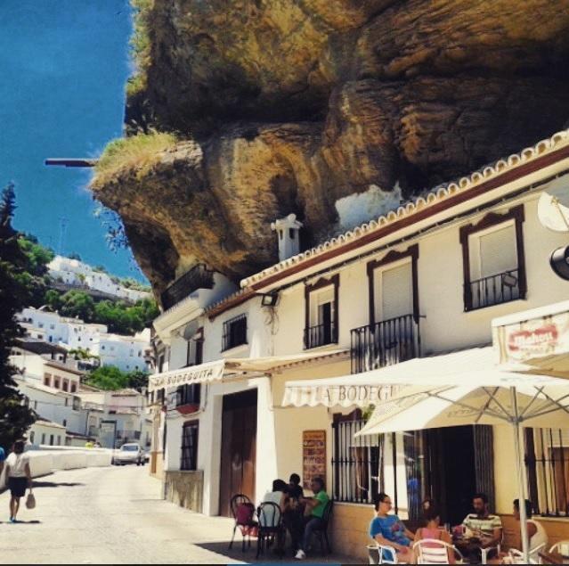 Casa Rural Cuevas Del Sol Setenil De Las Bodegas Eksteriør bilde