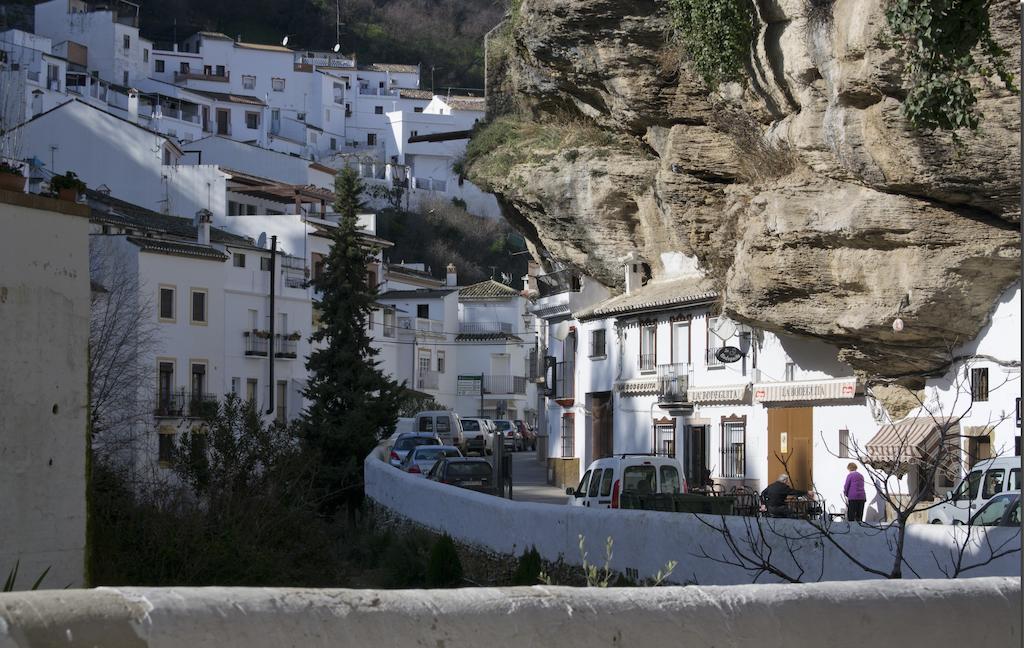 Casa Rural Cuevas Del Sol Setenil De Las Bodegas Eksteriør bilde
