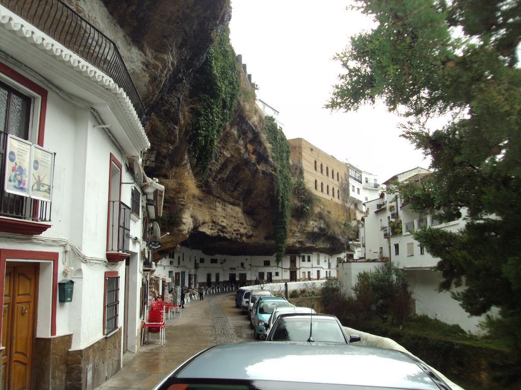 Casa Rural Cuevas Del Sol Setenil De Las Bodegas Eksteriør bilde