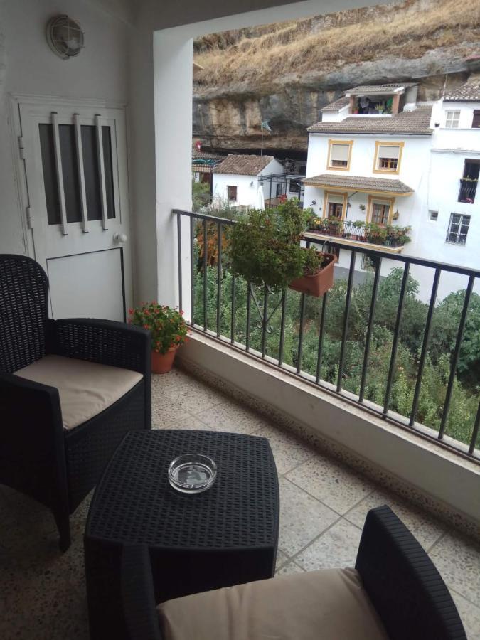Casa Rural Cuevas Del Sol Setenil De Las Bodegas Eksteriør bilde